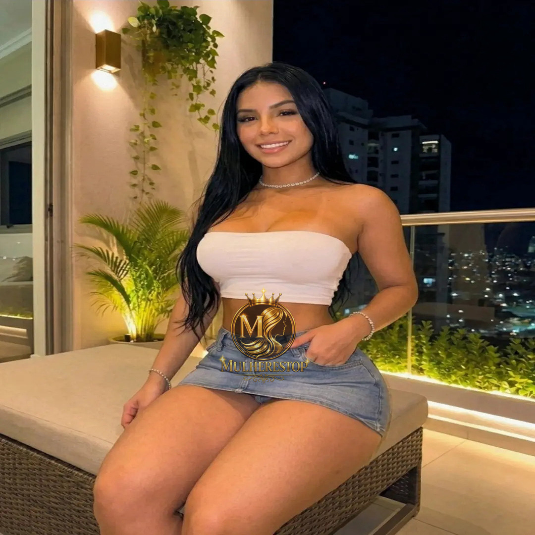 Amanda Caroline Lopes (17)